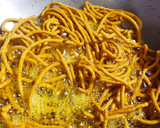 बेसन सेव (Besan sev recipe in Hindi) रेसिपी चरण 5 फोटो
