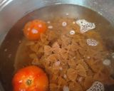 Foto del paso 1 de la receta: Ensalada con pasta farfalle integral, tomates secos, queso feta y más 😉💓
