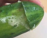 Foto del paso 3 de la receta: Chuleta de cerdo con pepino a la hierbabuena