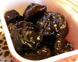 A picture of step 2 of Dried Prunes Sweetly Simmered In Red Wine.
