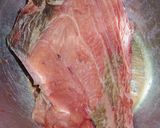 A picture of step 1 of Simmered Tuna Offcuts.