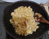 Foto langkah ke 4 dari resep Nasi Goreng Udang.