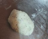A picture of step 3 of Chatpati papdi.