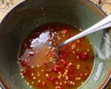 A picture of step 2 of Fried Chicken Wings with Fish Sauce.