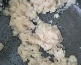 A picture of step 3 of Chicken in Green masala..