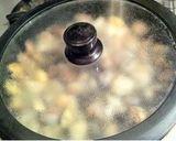 A picture of step 4 of Pasta alle Vongole Bianco.