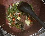 Foto langkah ke 3 dari resep Tumis Tempe Kacang Panjang.