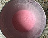 A picture of step 2 of Rose Lassi.