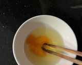 Hình bước làm 2 của món Trứng cá rán trứng