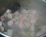 Foto langkah ke 4 dari resep Sup brokoli sosis bakso.