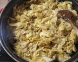 Káposztás tészta recept fázis 5 fotója