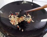 Foto langkah ke 2 dari resep Tumis Daun Ubi Rambat.