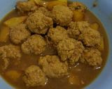 Foto langkah ke 9 dari resep Semur Bola Daging Mudah.