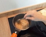 Foto del paso 1 de la receta: Pudin de manzana y bizcochos