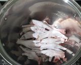 Foto langkah ke 2 dari resep Kaldu Ceker Ayam (MPASI).