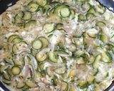 Foto del passaggio 5 della ricetta Frittata con albumi cipolle e zucchine