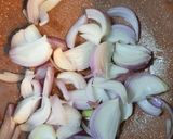 A picture of step 1 of Phaliya Keema.