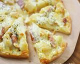 A picture of step 6 of Potato Soy Sauce Butter & Egg Mayo Pizza.