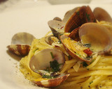 A picture of step 21 of Soup-Style Clam Vongole.