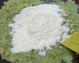 A picture of step 3 of Lauki halwa.