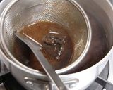 A picture of step 2 of Thick Stewed Miso Udon Noodles.