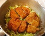 A picture of step 2 of Simmered Pork Cutlet.