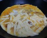 A picture of step 4 of Apple Omelette.