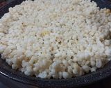 Foto del paso 4 de la receta: Arepas de maíz blanco pisado