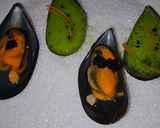 Foto del paso 6 de la receta: Mejillones gelatinados con espuma de perejil