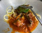 Foto langkah ke 1 dari resep Sarden Daun Kunyit.