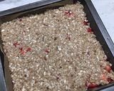 A picture of step 4 of Strawberry & Oat Bars.