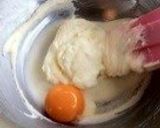 A picture of step 3 of Easy Butter Cookies.
