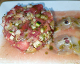 Foto del paso 6 de la receta: Carpaccio de galera, con tartar de tomate y cosas😂😂😂