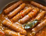 Foto del paso 4 de la receta: Longanizas / salchichas frescas en tomate