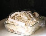 A picture of step 3 of Marinated Mushrooms for Dieters.
