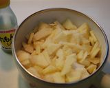 A picture of step 2 of Apple Jam.