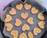A picture of step 6 of Easy Pancake Mix and Kinako Cookies.