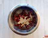 Foto del paso 4 de la receta: Pollo al horno con salsa de arándanos y canela 🍇🍗