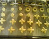 A picture of step 5 of Shrewsbury biscuits.