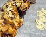Foto del paso 6 de la receta: Trenza de hojaldre de tarta de queso y arándanos