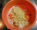 A picture of step 2 of Roly-Poly Cauliflower Cheese Omelette.