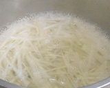 A picture of step 3 of Julienned Daikon Radish & Silken Tofu Miso Soup.
