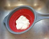 A picture of step 2 of Mike's Creamy Tatziki & Tips.