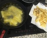 Foto del paso 6 de la receta: Milanesas de pollo con papas fritas 🍟