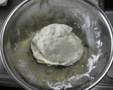 A picture of step 2 of Sanuki Udon.