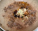 A picture of step 3 of Mapo Tofu.