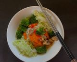 A picture of step 5 of Vegan Laksa with Broccoli & Cabbage.