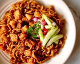Foto langkah ke 6 dari resep Mie Goreng Lada hitam.