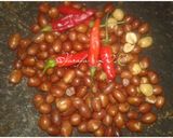 Foto langkah ke 1 dari resep Bumbu Kacang untuk Rujak Manis.