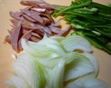 A picture of step 2 of One-pan Napolitan Spaghetti.
